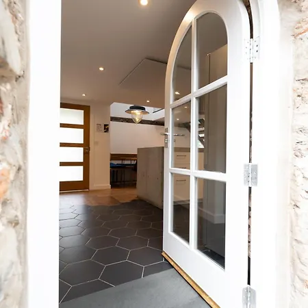 Hideout - Stay Lagom Ballycastle Exterior photo